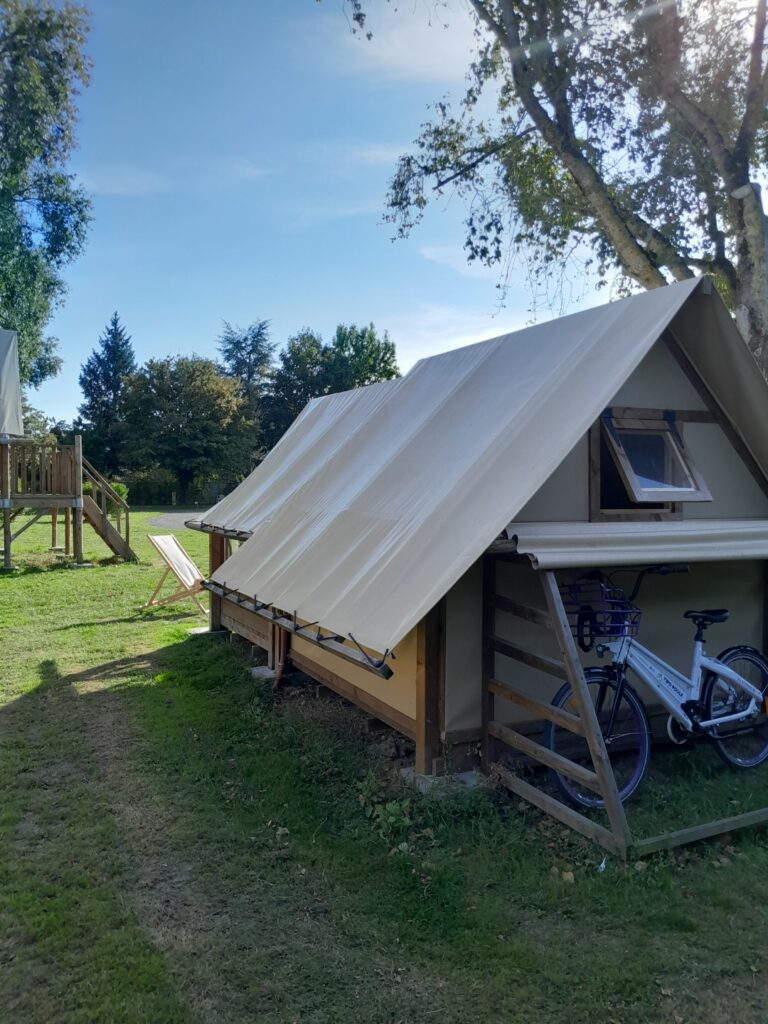 location hebergement camping dans le 49